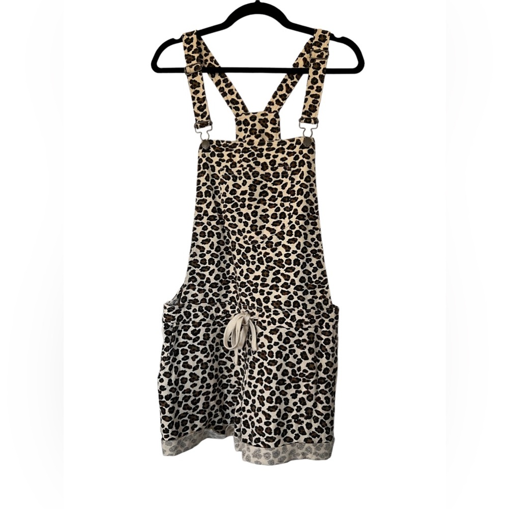 Leopard print overalls